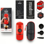 Портативна еспресо-кавоварка Wacaco Nanopresso червона з чохлом Портативна еспресо-кавоварка Wacaco Nanopresso червона з чохлом