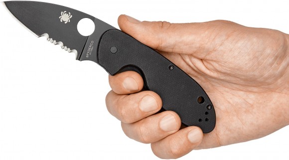 Knife Spyderco Efficient Black Blade, semiserreator Knife Spyderco Efficient Black Blade, semiserreator