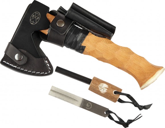 Zestaw toporów leśnych firmy Karesuandokniven. Цвет - czarny